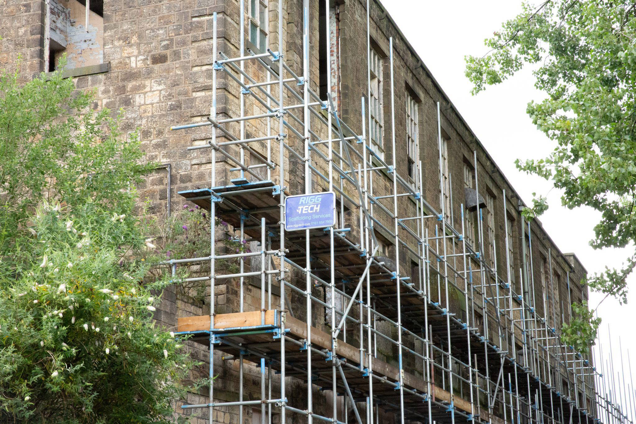 rigg tech erected scaffolding on a heritage building in greater manchester north west united kingdom